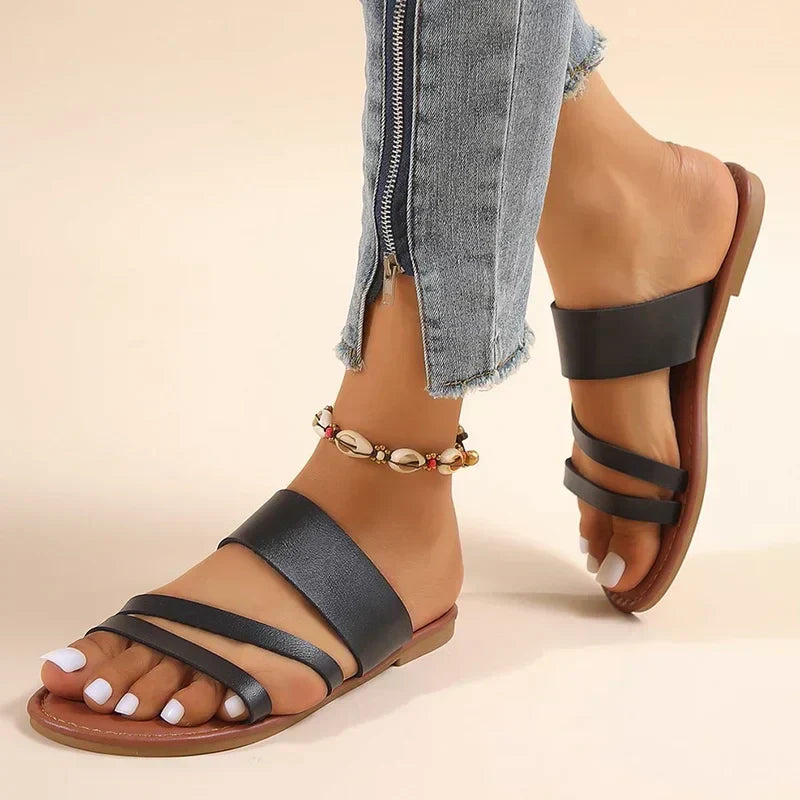 Ylva | Platta Sandaler